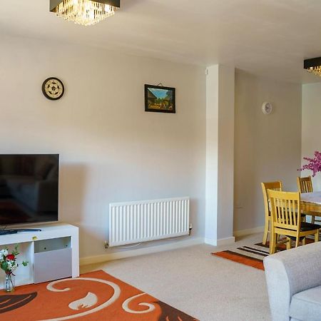 Millward Homes Bletchley Exteriör bild