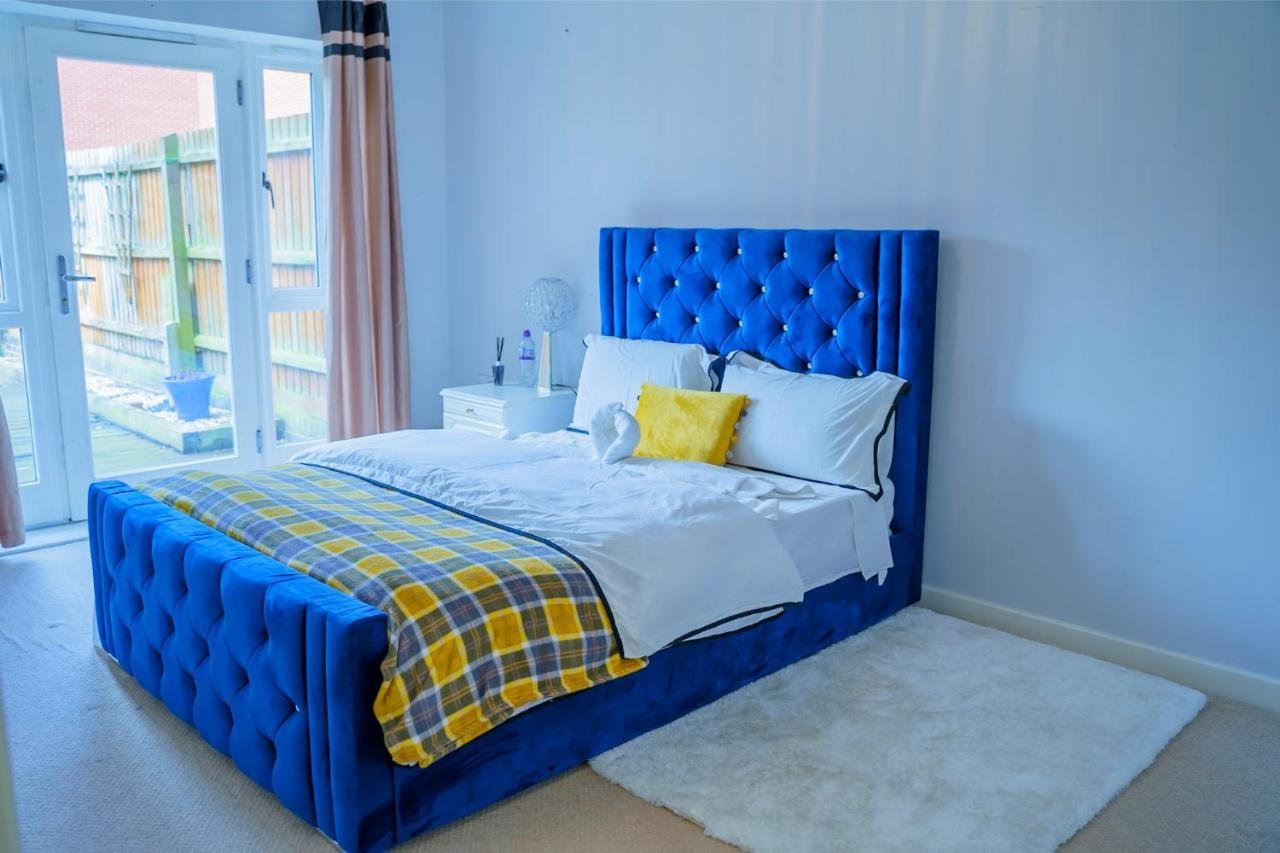 Millward Homes Bletchley Exteriör bild